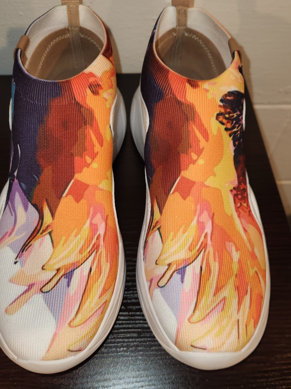 Women Size 9 1/2  UIN Slip On Shoes Canvas Comfortable "Fall-Crocus"